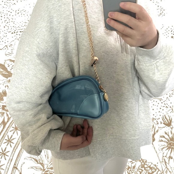 COPY - Dior Vintage Saddle Beauty Cosmetic Clutch to Crossbody Bag Shoulder Wai… - Picture 8 of 12